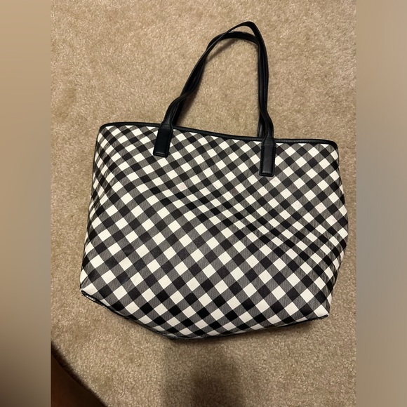 Talbots Handbags - Vintage Talbots ToteBag